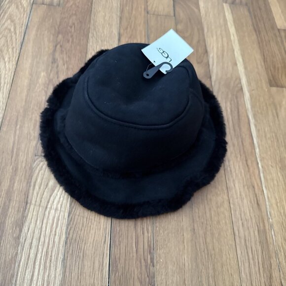 UGG Sheepskin Shearling Bucket Hat Black Size Large/Extra Large - Picture 6 of 6